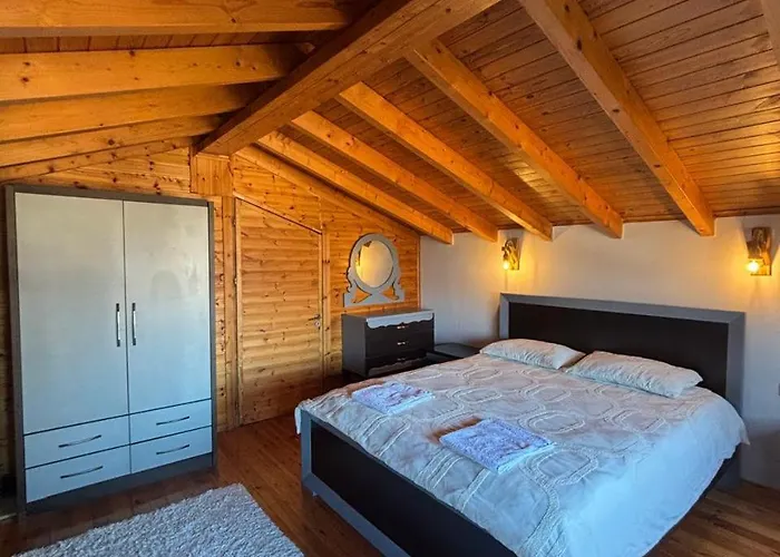 Pensjonat Gem Lazarat